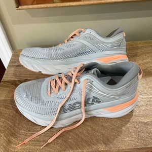 Hoka Bondi 7